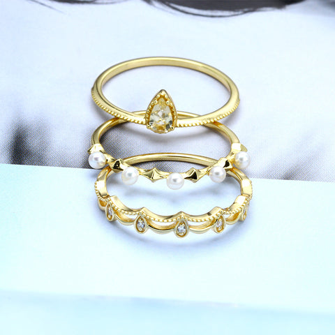 Witchy Ring 14K Gold